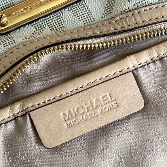 MICHAEL Michael Kors Beige and Cream Shoulder Bag MK tote purse designer small - Picture 4 of 16